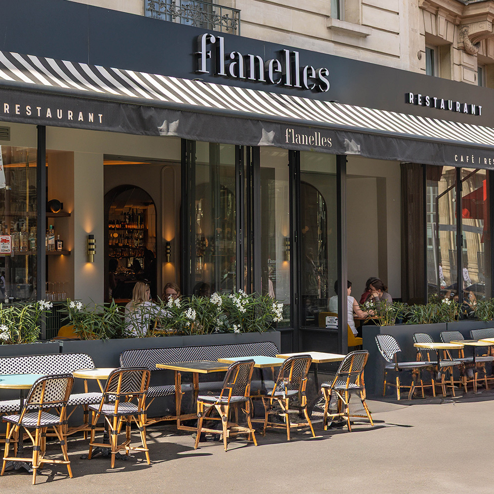 Terrasse du Café Flanelles proche Gare du Nord